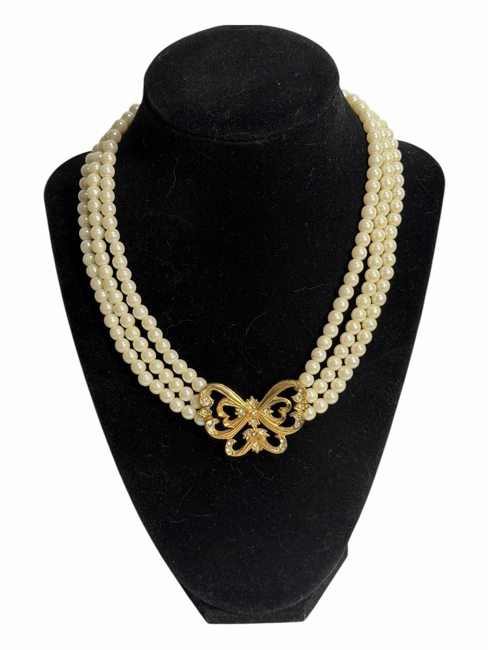 Vintage Avon Parisian Butterfly Pearl Choker Necklace Three Strand 1995